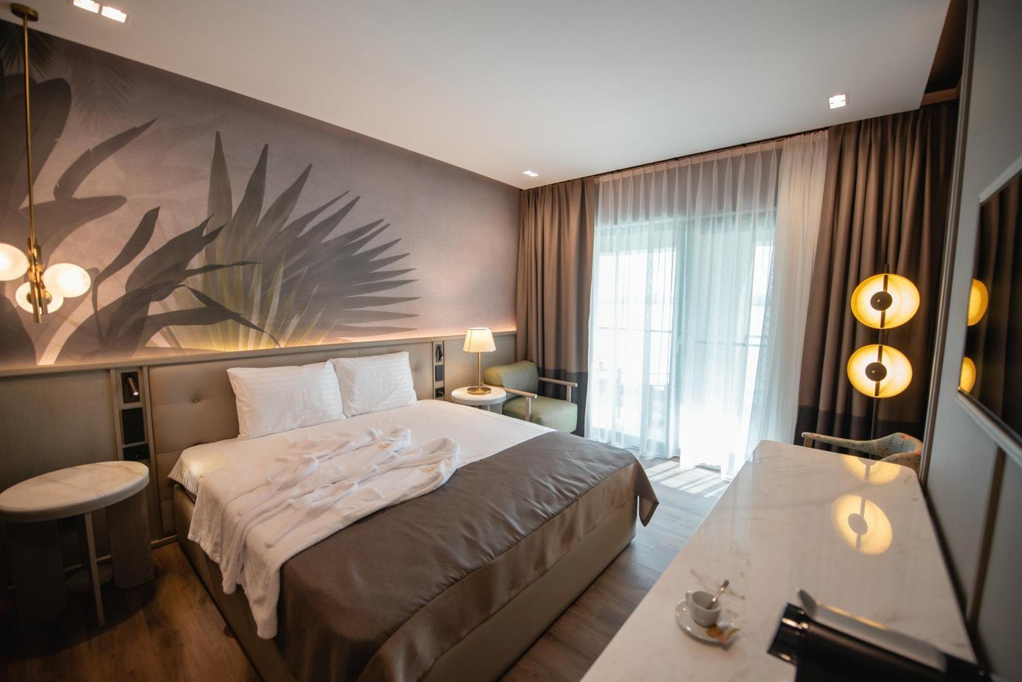 Belinda Hotel Mamaia Adults Only Extérieur photo