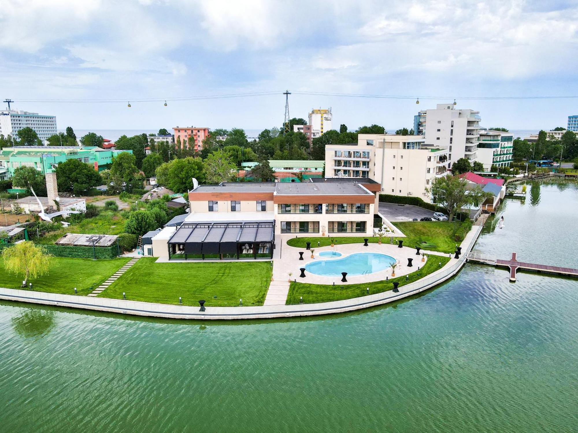 Belinda Hotel Mamaia Adults Only Extérieur photo