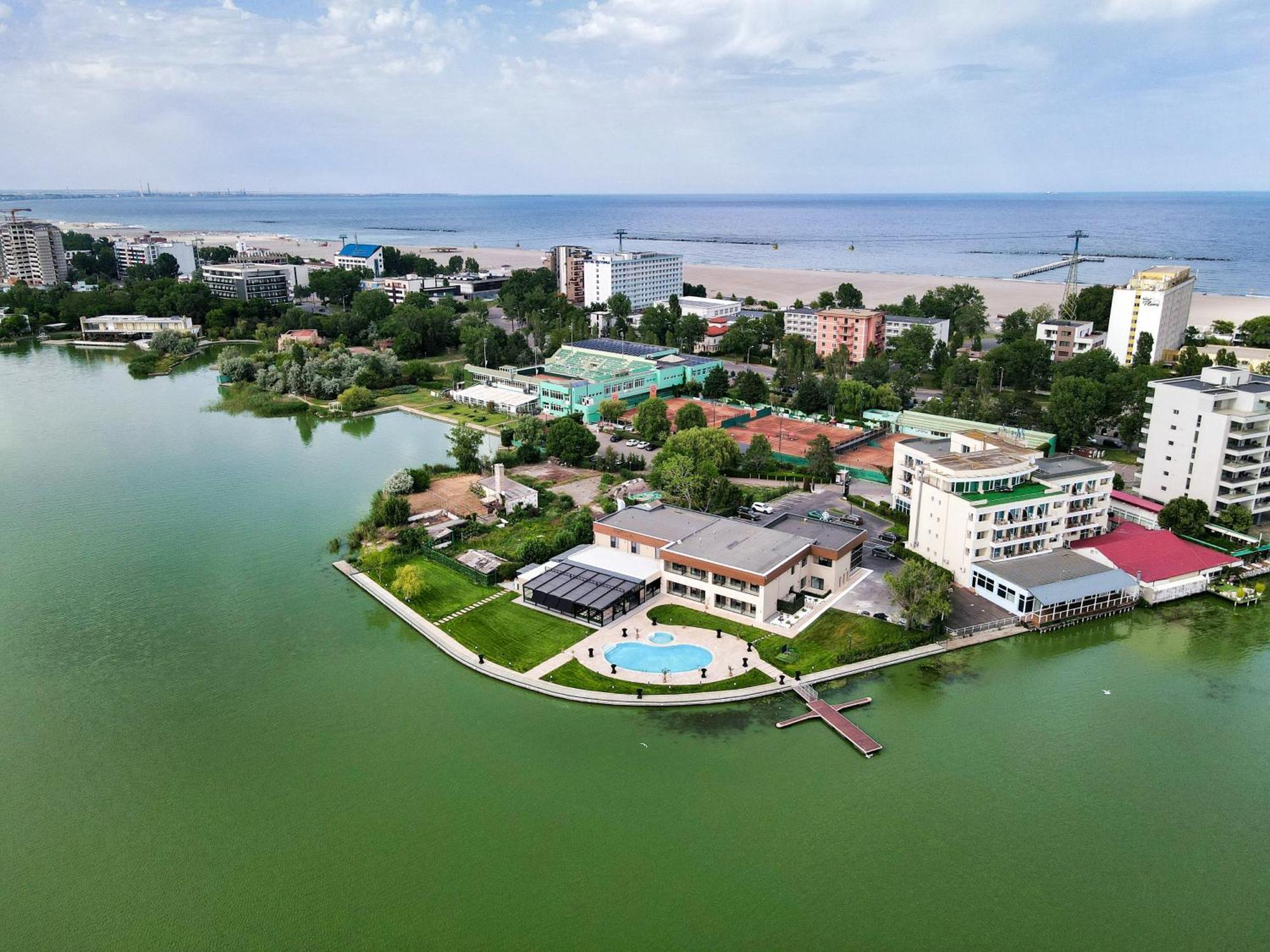 Belinda Hotel Mamaia Adults Only Extérieur photo