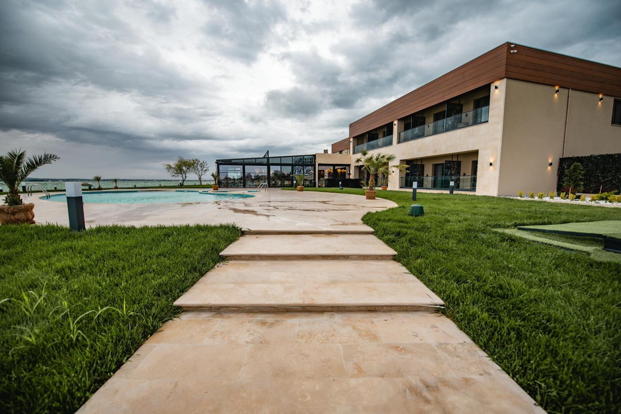 Belinda Hotel Mamaia Adults Only Extérieur photo